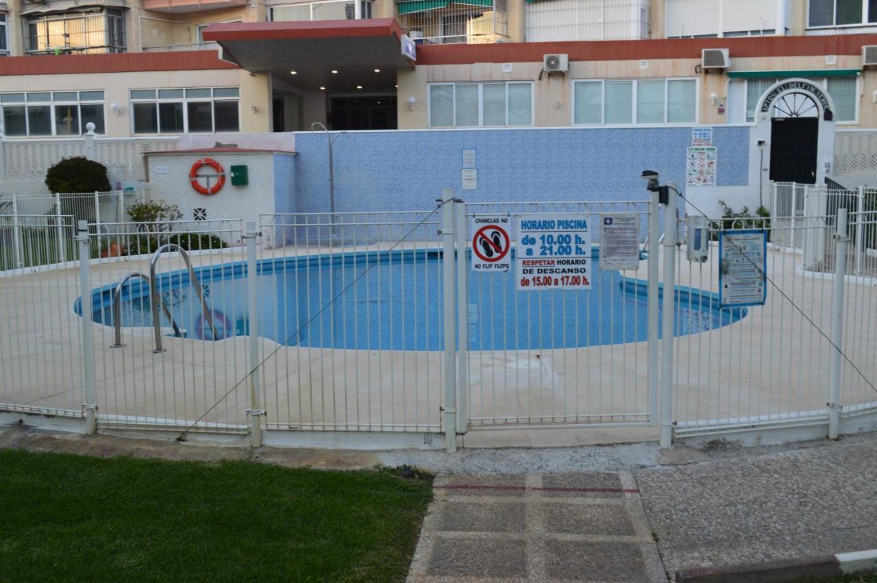 Seafront Recently Renovated Apartments ベナルマデナ エクステリア 写真