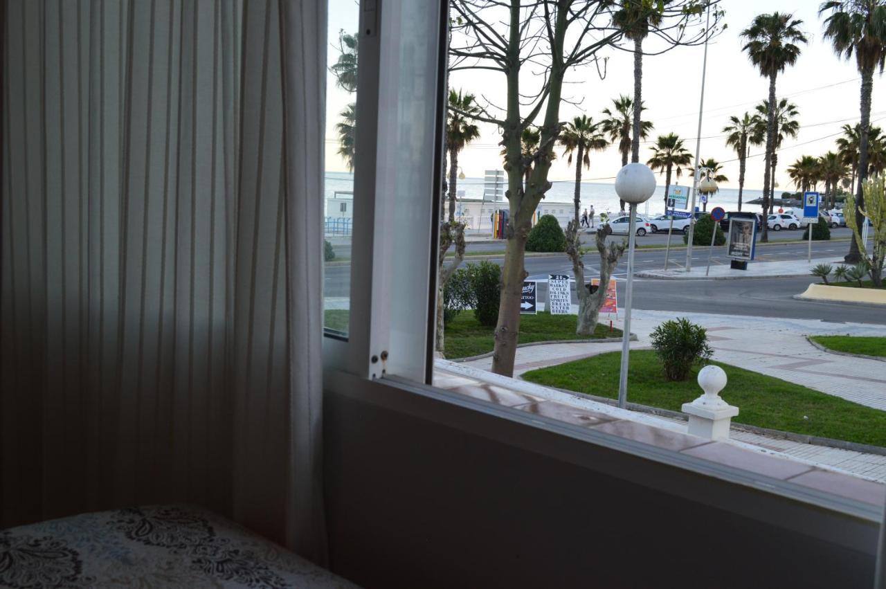 Seafront Recently Renovated Apartments ベナルマデナ エクステリア 写真