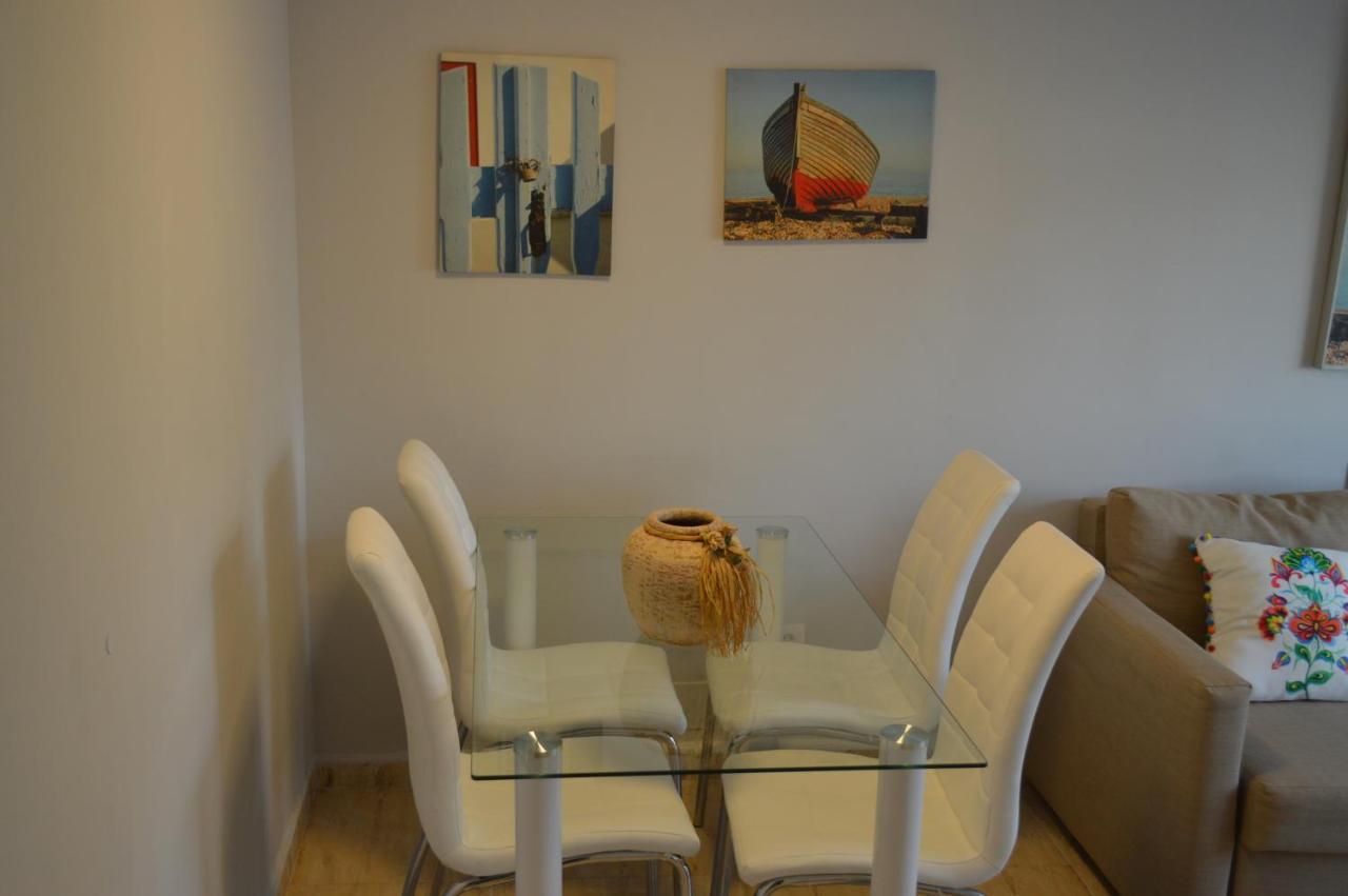 Seafront Recently Renovated Apartments ベナルマデナ エクステリア 写真