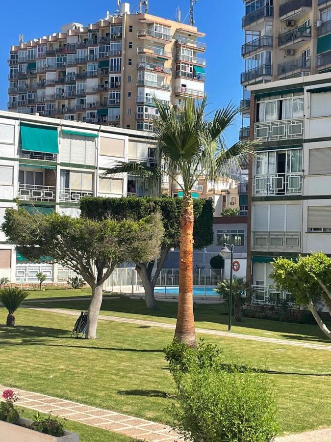 Seafront Recently Renovated Apartments ベナルマデナ エクステリア 写真